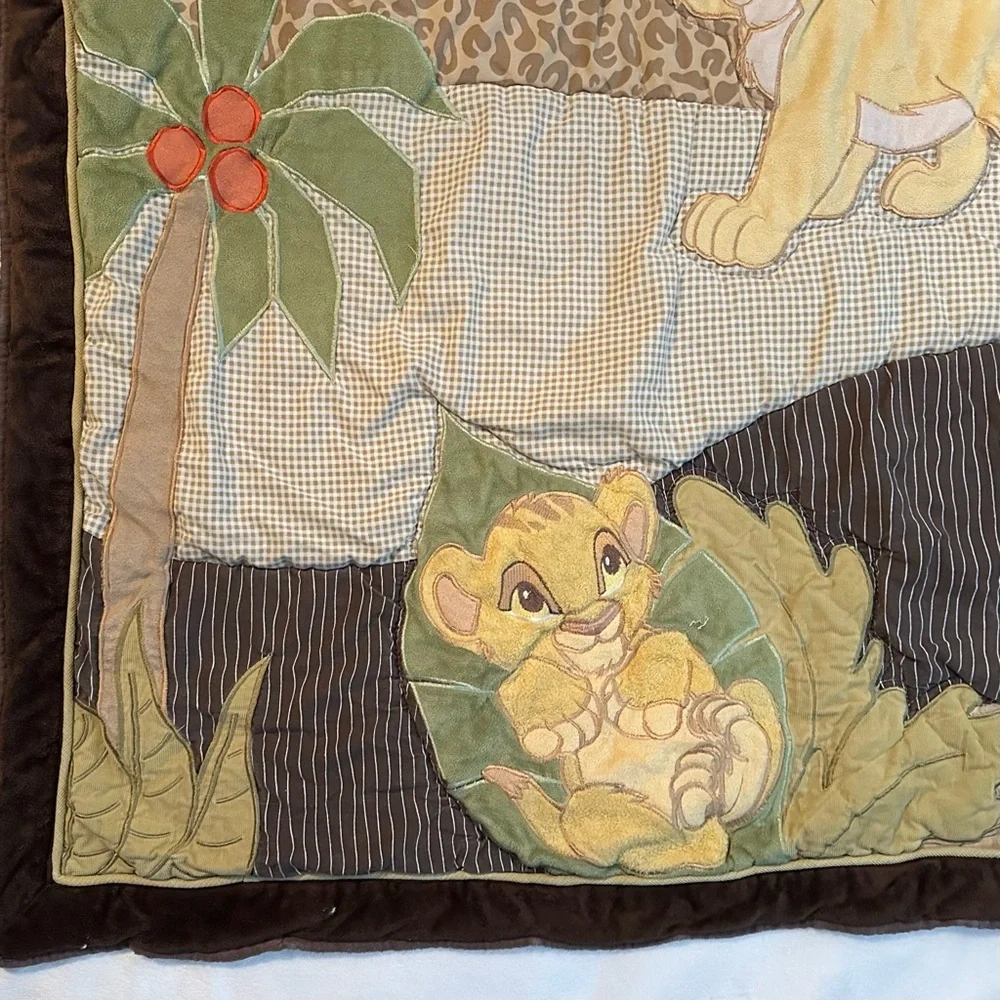 Disney Lion King Simbas Wild Adventure Quilted Crib Blanket Baby Comforter 31x42